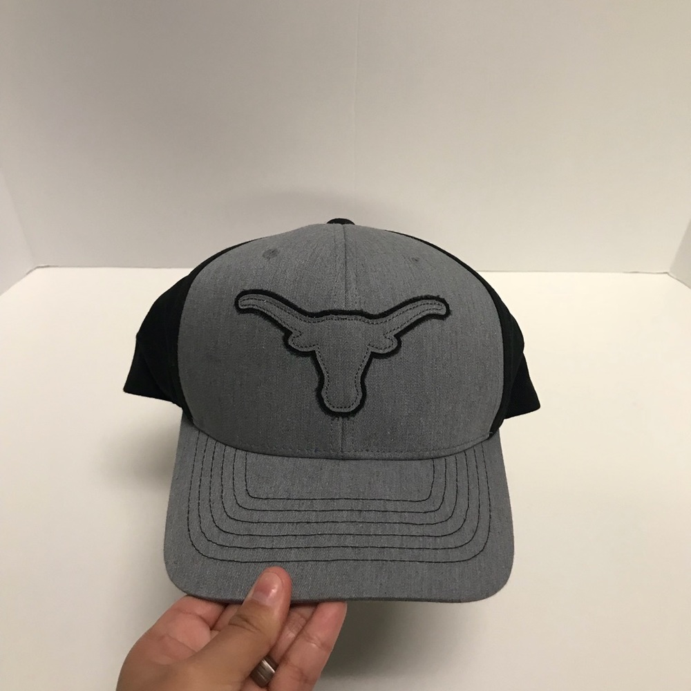 Longhorn Cap